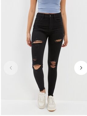 American Eagle Outfitters Black Ripped Super High-Waisted Jegging